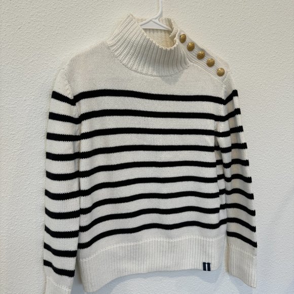 COURT & ROWE Black Sweater - Picture 3 of 7